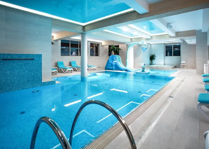 Cannes Resort - Grota Solna